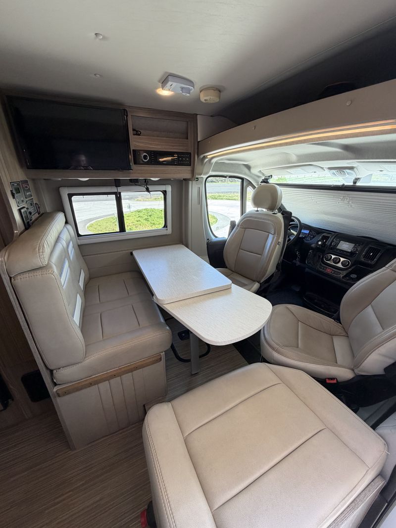 Picture 4/11 of a 2019 Winnebago Travato 59GL for sale in Walla Walla, Washington