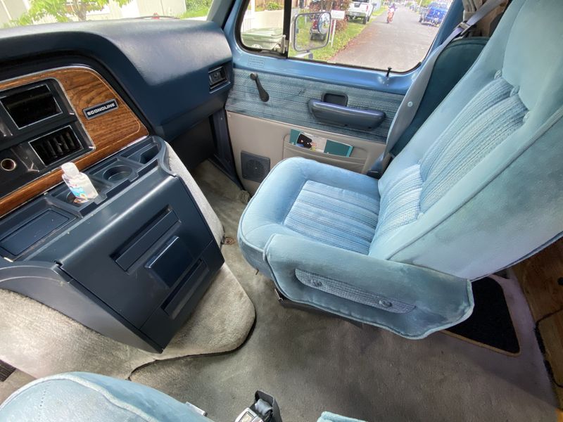 Picture 3/19 of a 1991 Ford 250 Sportsmobile pop top for sale in Spanaway, Washington