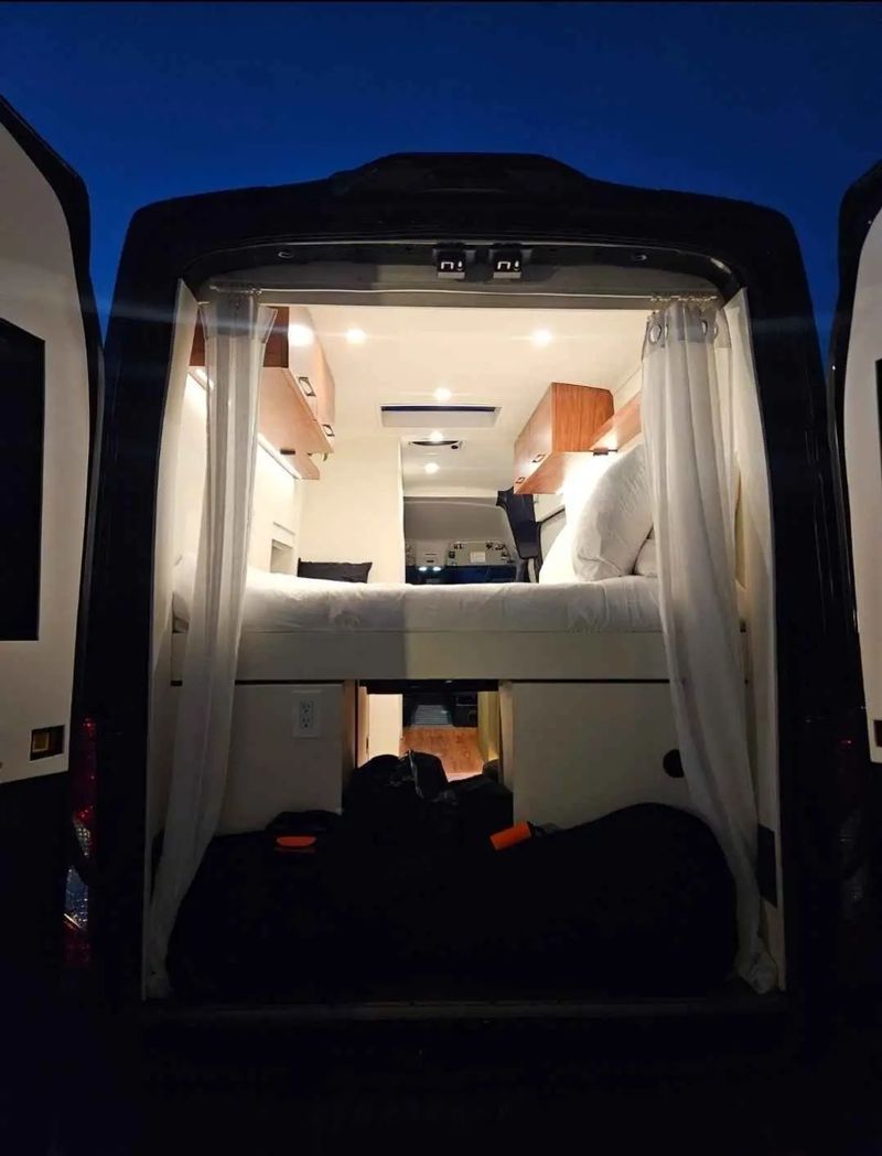 Picture 5/10 of a 2023 Ford Transit - Hotel on Wheels for sale in O Fallon, Missouri
