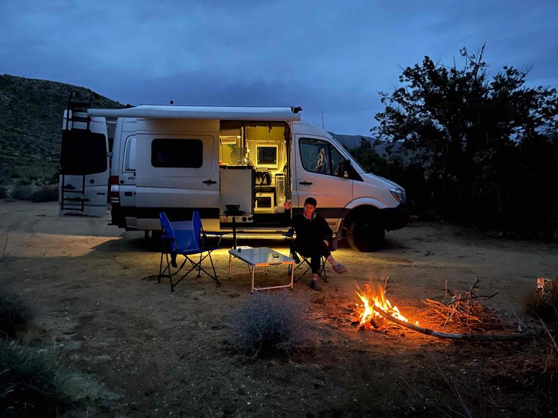 Picture 4/26 of a Mercedes Sprinter 4WD Winnebago Revel  for sale in Seattle, Washington