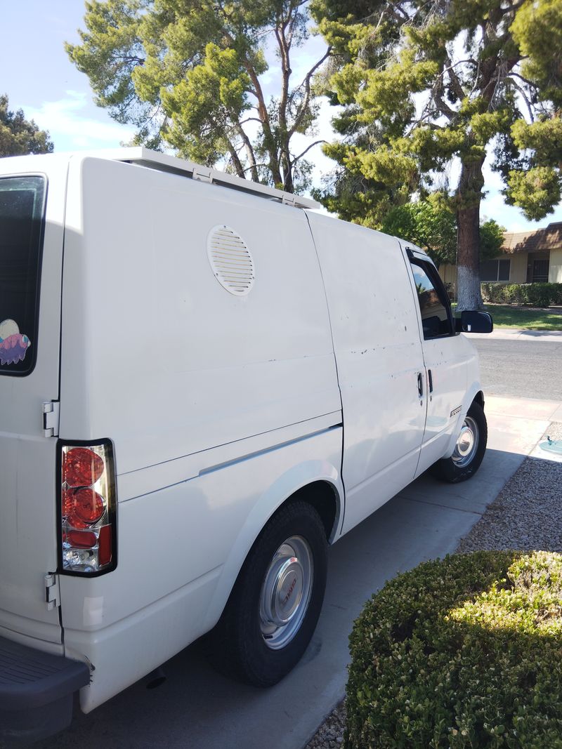 Picture 3/24 of a 1995 GMC Safari Camper Van for sale in Sun City, Arizona