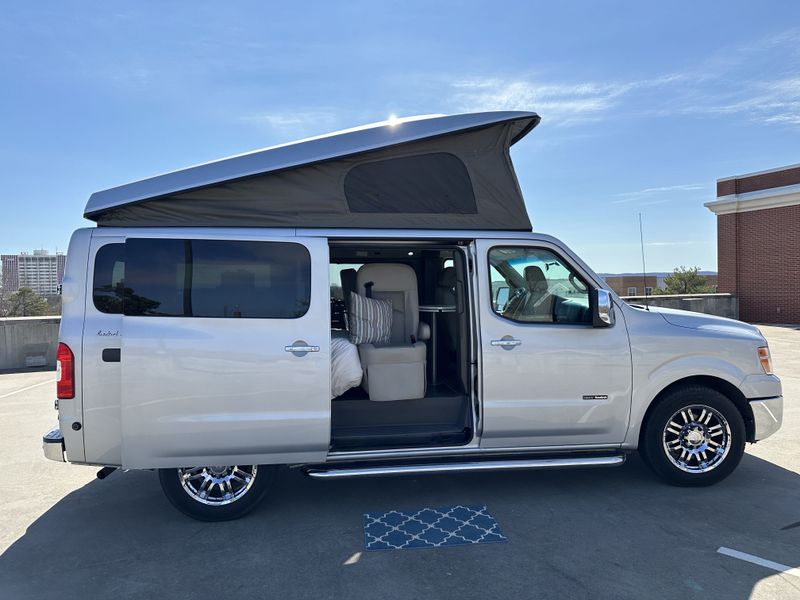 Picture 5/22 of a 2014 Roadtrek N6 Active for sale in Fayetteville, Arkansas