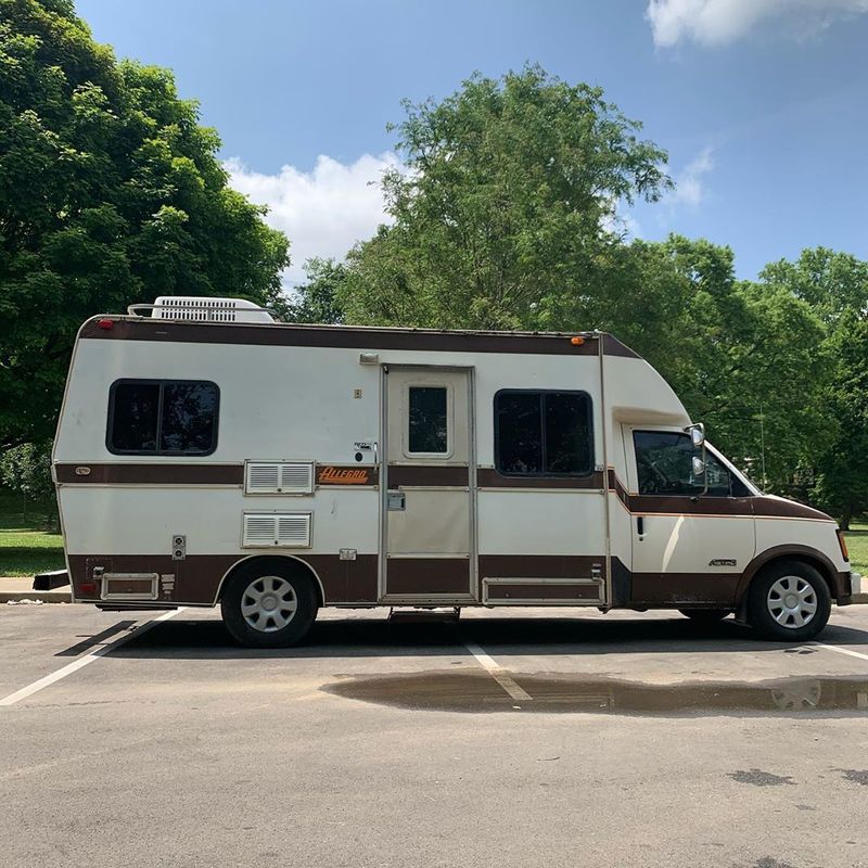 Picture 1/10 of a Chevy Astro Camper for sale in Columbus, Ohio