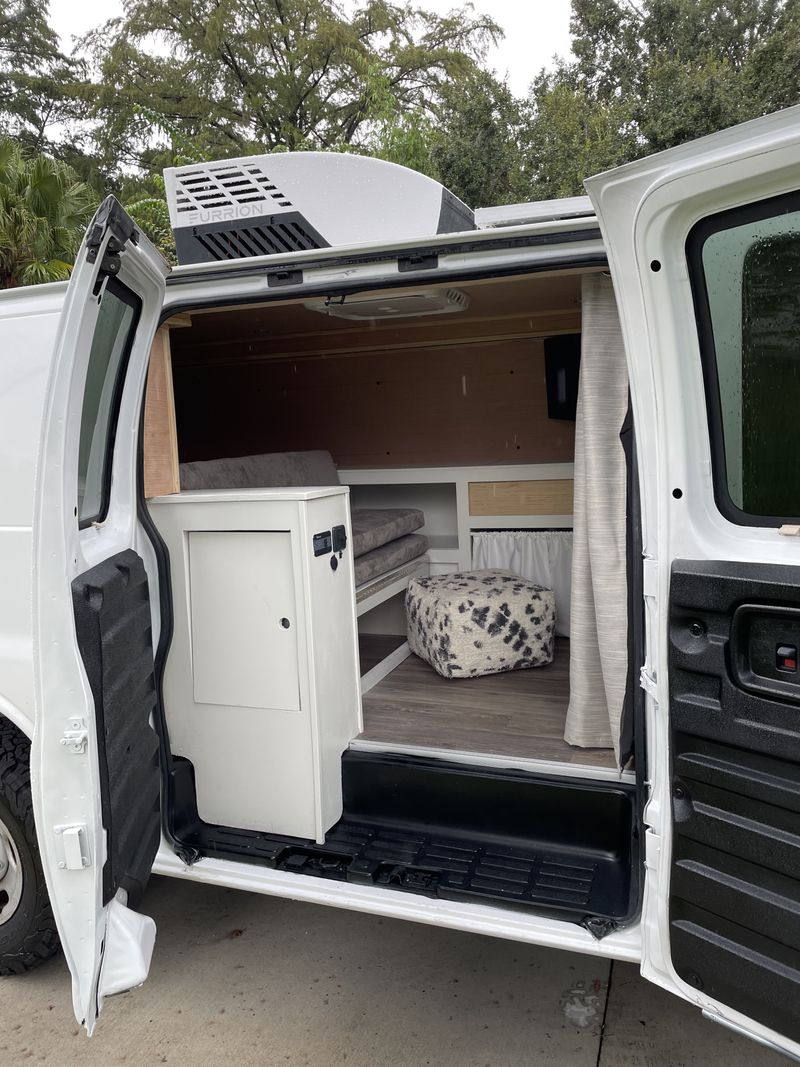 Picture 2/11 of a Camper van  2006 Chevy Express 2500  for sale in Winter Garden, Florida