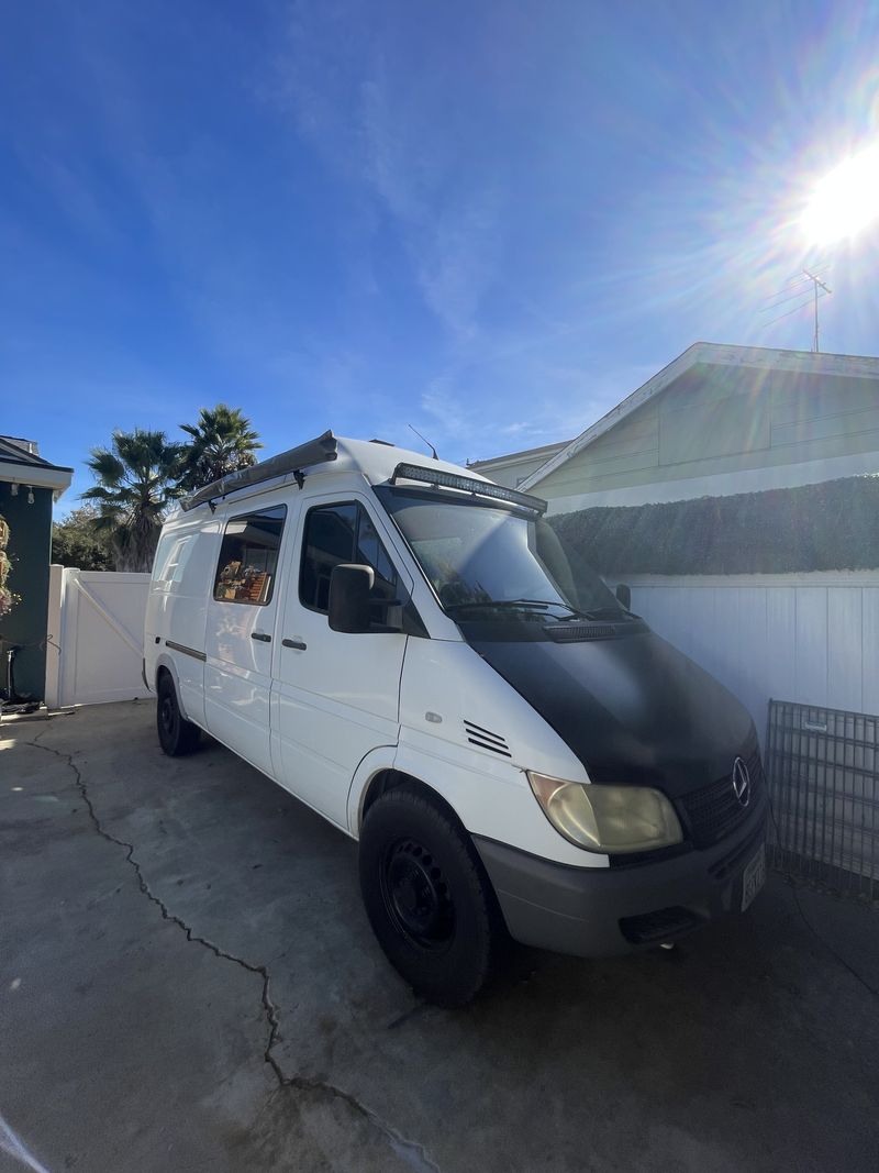 Picture 2/24 of a 2006 Sprinter Campervan for sale in Torrance, California