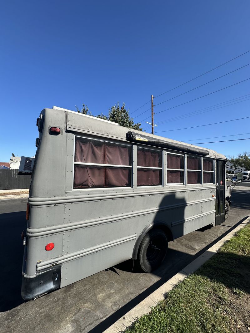 Picture 3/8 of a 2003 Ford E-450 Diesel for sale in North Hollywood, California