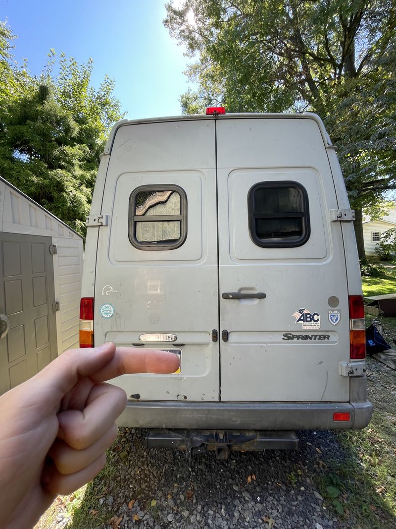 Picture 3/15 of a 2005 T1N Sprinter 2500 218k miles for sale in Harrisburg, Pennsylvania