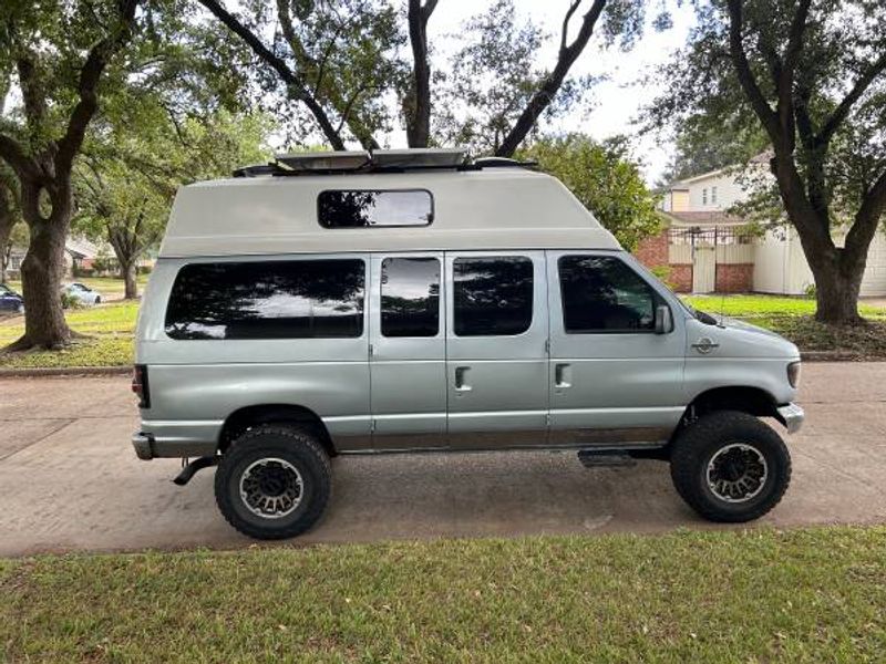 Picture 1/18 of a 4x4 Diesel 7.3 camper van  for sale in Houston, Texas
