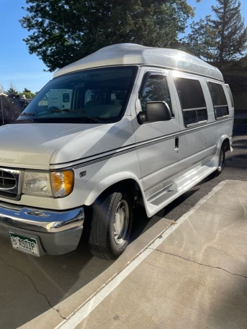 Picture 4/12 of a 1998 Ford E250 V8 for sale in Loveland, Colorado