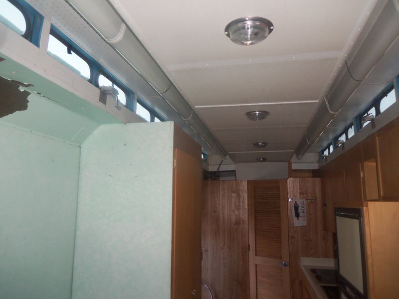 Picture 5/9 of a 1969 Bookmobile Raised Roof Skoolie -- fully converted for sale in Jackson, Montana