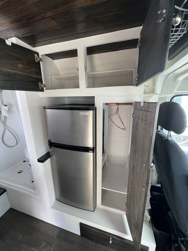 Picture 5/18 of a 2021 RAM Promaster 2500 high-roof 159" WB for sale in Berea, Ohio