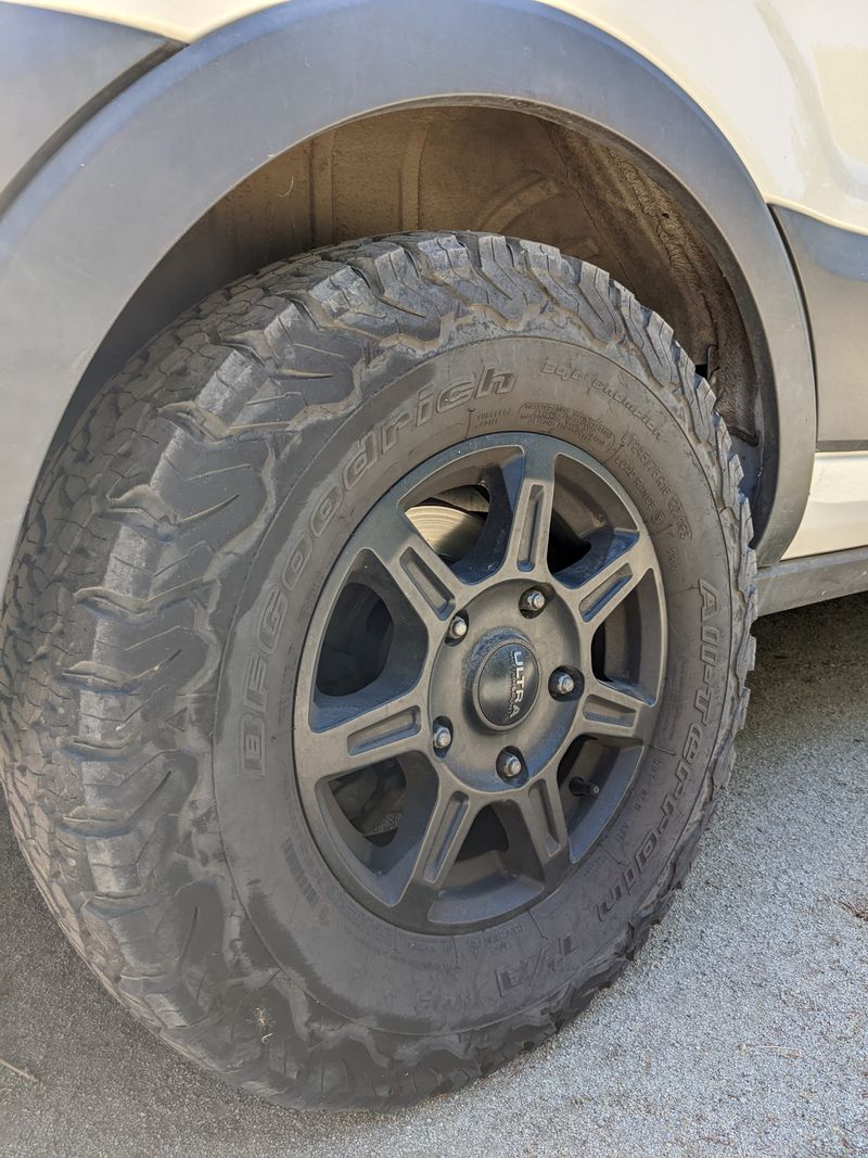 Picture 3/3 of a 2017 Ford Transit 350 Wagon XLT w/Medium Roof for sale in Minden, Nevada