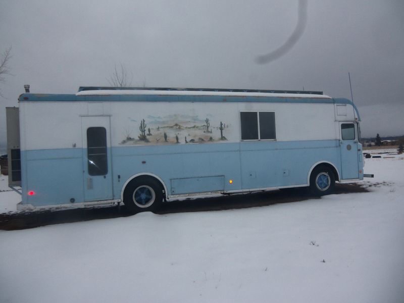 Picture 2/9 of a 1969 Bookmobile Raised Roof Skoolie -- fully converted for sale in Jackson, Montana