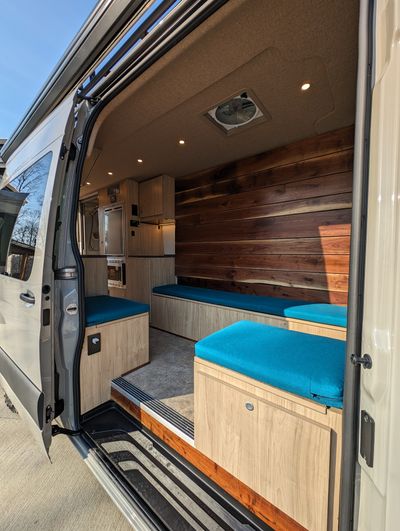 Picture 4/39 of a 2023 Build, Off Grid, 4 season Van, Demo sale. for sale in Hopkinsville, Kentucky