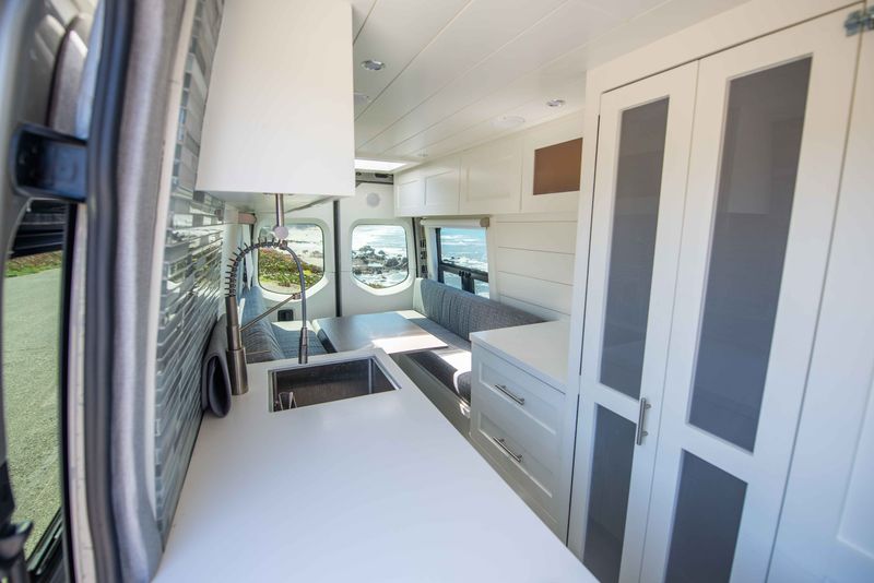 Picture 3/26 of a 2020 Mercedes Sprinter High End Build  for sale in Belvedere Tiburon, California