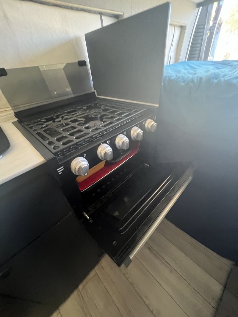 Picture 4/18 of a 2020 Promaster 3500 extended wheelbase 3 seats 3 beds for sale in Loveland, Colorado