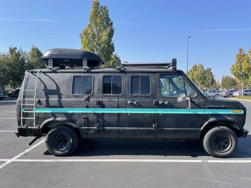 Picture 1/34 of a 1989 Ford Econoline E150 for sale in Vancouver, Washington