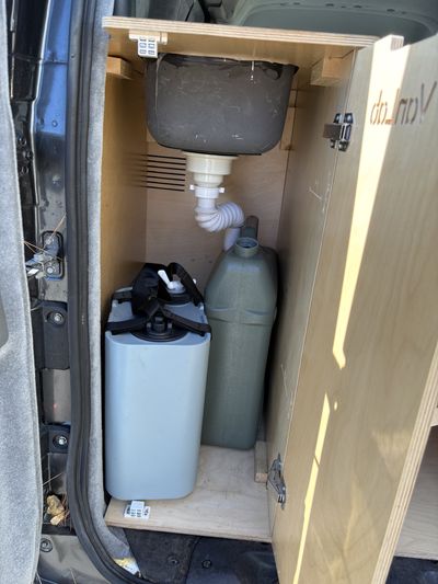 Picture 13/17 of a 2019 NIssan NV200 Vanlab Conversion for sale in Ventura, California