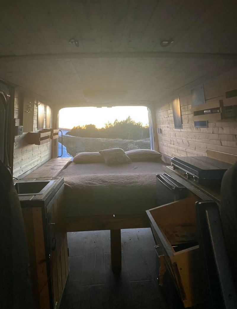 Picture 5/19 of a 2007 Dodge Sprinter 2500 for sale in Portland, Oregon