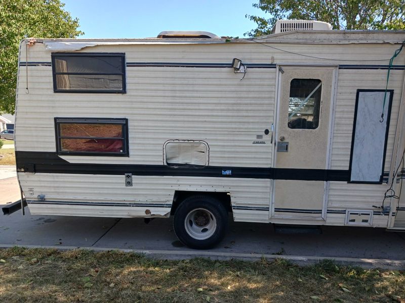 Picture 3/8 of a 89 Ford Motorhome for sale in Lincoln, Nebraska