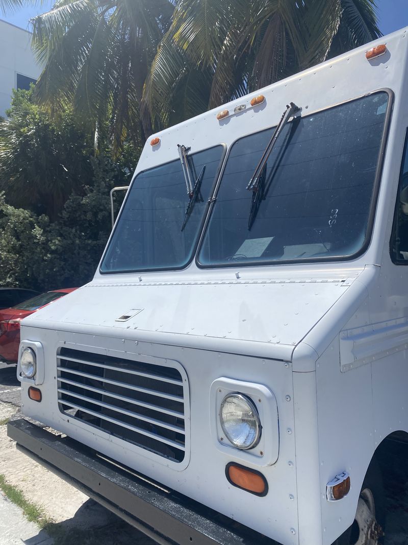 Picture 4/29 of a 1986 Ford Breadtruck stepvan for sale in Fort Lauderdale, Florida