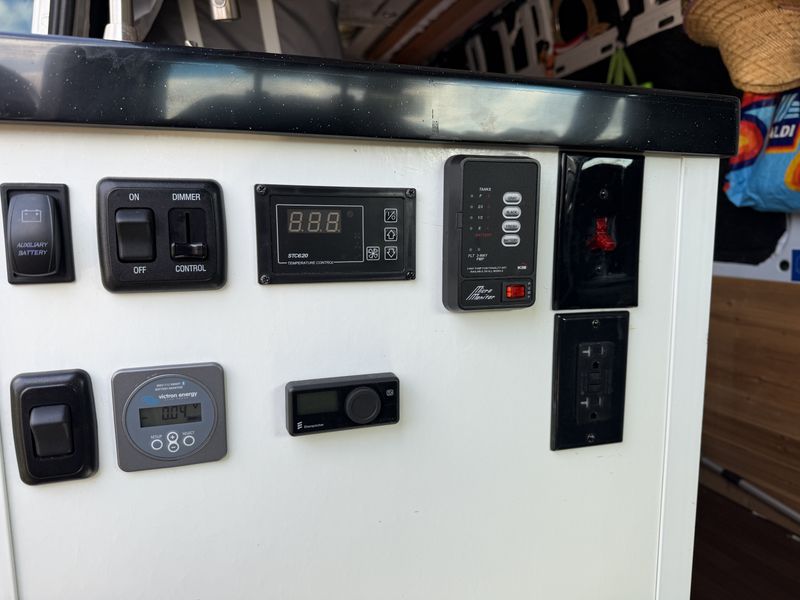 Picture 5/12 of a 2019 Sprinter 2500 4x4 170" High Roof Off-Grid Build for sale in Houston, Texas