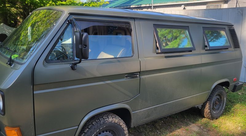 Picture 5/12 of a 1985 volkswagen vanagon  for sale in Bethlehem, Connecticut