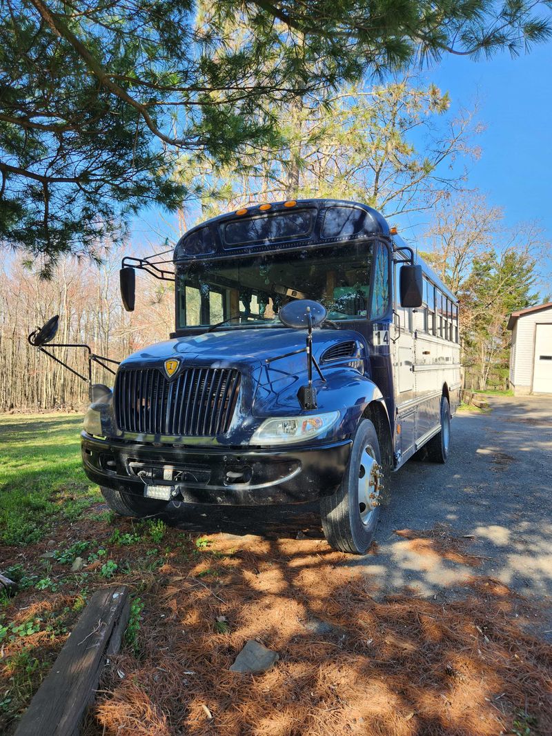 Picture 2/17 of a 2006 International CE300 Skoolie for sale in Rome, Pennsylvania