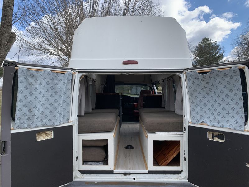 Picture 4/12 of a 2000 Dodge Ram Van 3500 for sale in Nashville, Tennessee