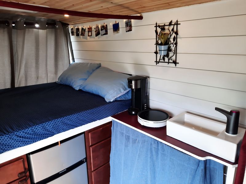 Picture 4/35 of a 2019 Ford Transit High Roof W/ Office & Full Shower for sale in Princeton, West Virginia