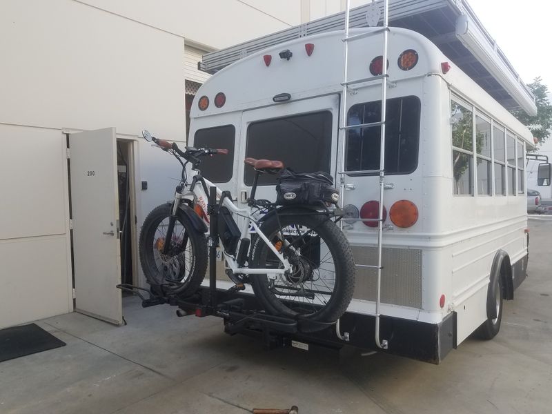 Picture 5/41 of a 2006 Chevrolet 5 Window Camper Bus for sale in Lake Forest, California