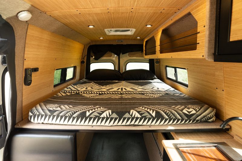 Picture 4/23 of a 2022 Mercedes-Benz Sprinter 144" 4x4 for sale in Fort Collins, Colorado