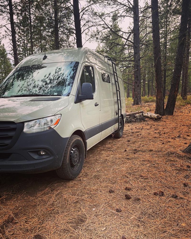 Picture 3/26 of a *Price Drop* 2021 Sprinter Van High Roof Diesel V6 for sale in Portland, Oregon