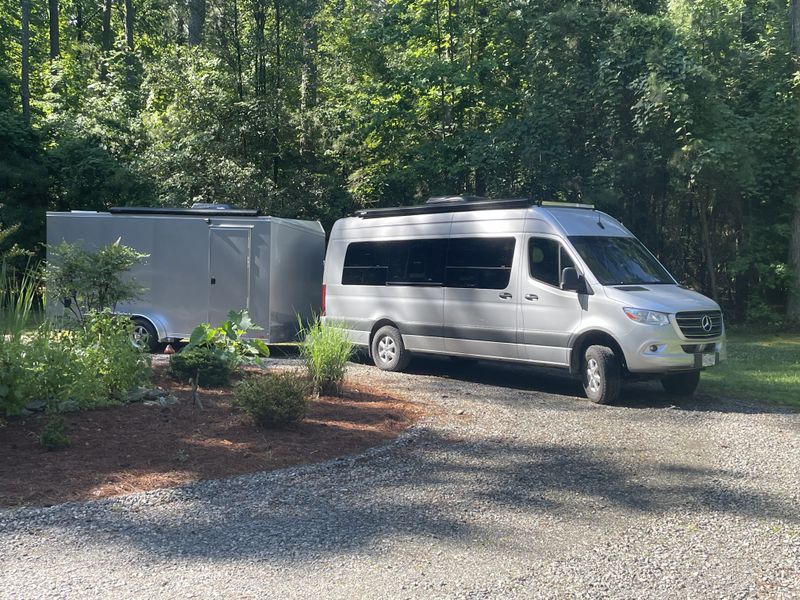 Picture 1/21 of a The Perfect Combination for Two People for sale in Smithfield, Virginia