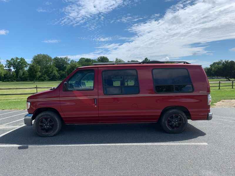 Picture 3/16 of a 1999 Ford E-Series Campervan for sale in Easton, Maryland