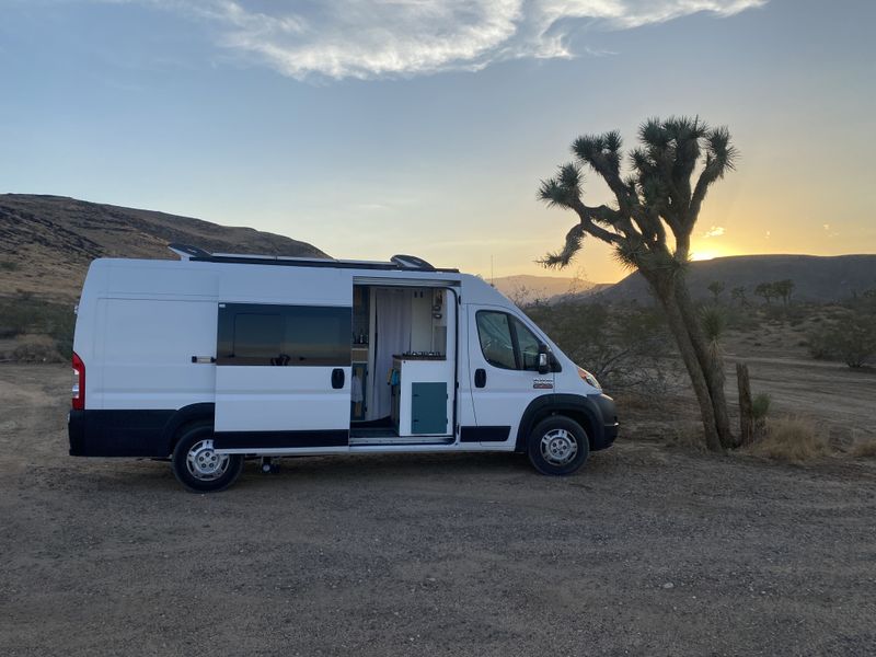Picture 1/9 of a 2019 Ram Promaster Highroof EXT Camper Van for sale in Redondo Beach, California
