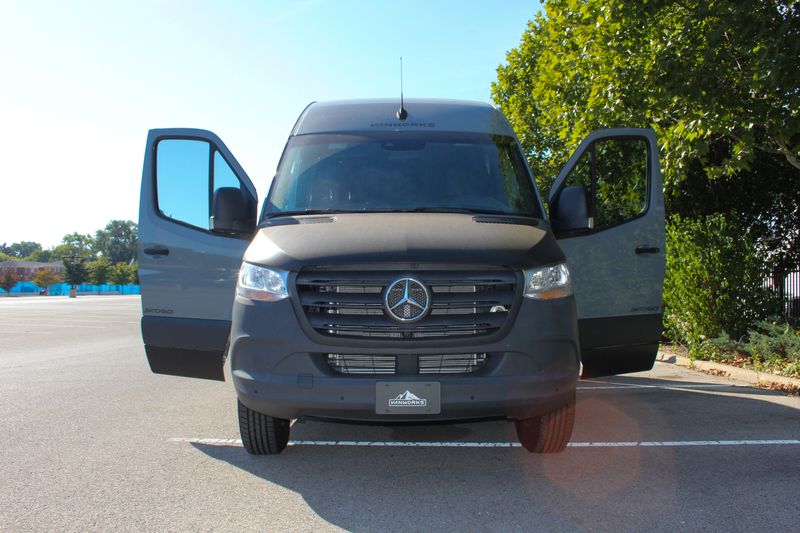 Picture 5/42 of a 2022 Mercedes Sprinter 144" Sleeps 4 Switchback for sale in Evanston, Illinois