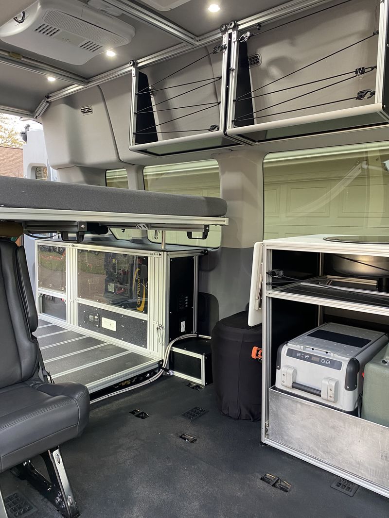 Picture 2/12 of a 2019 Transit 4x4 Off-Grid Modular Build for sale in Mckinney, Texas