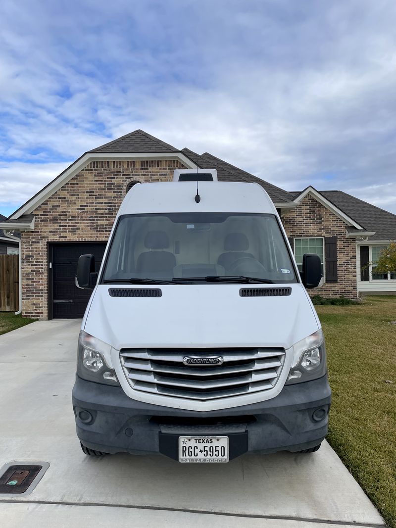 Camper Van For Sale: 2015 Sprinter Camper Van