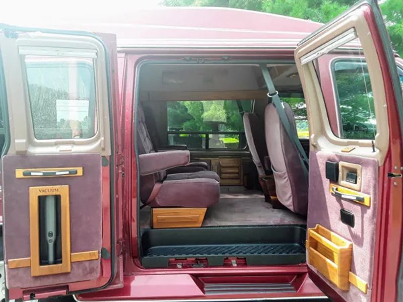 Picture 3/7 of a Beautiful 1992 Ford Mark III High Top Conversion Van for sale in Lancaster, Ohio