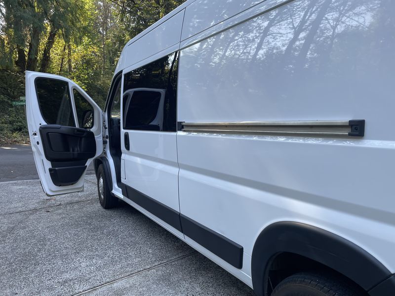 Picture 4/8 of a 2019 Dodge Promaster 2500 High Roof 159wb for sale in Portland, Oregon