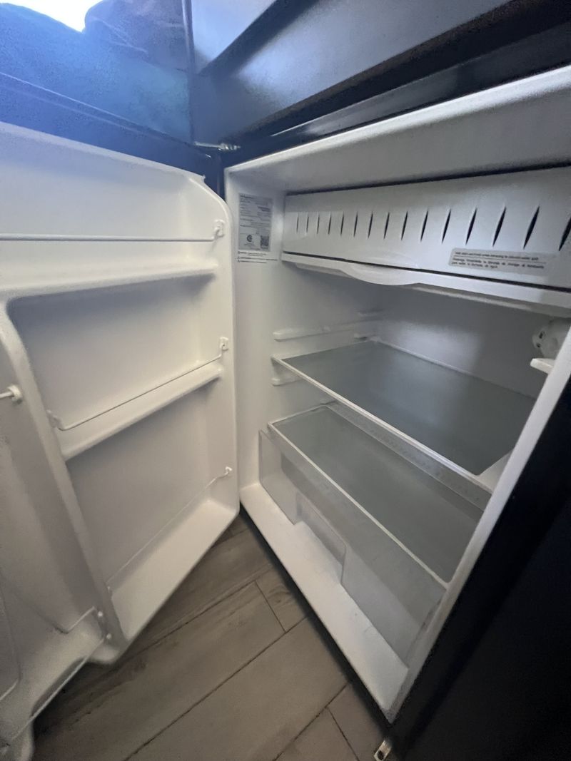 Picture 3/18 of a 2020 Promaster 3500 extended wheelbase 3 seats 3 beds for sale in Loveland, Colorado