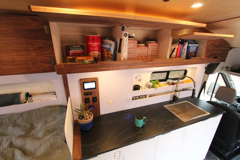 Picture 4/22 of a Avalanche by Fair Is Fair, NEW Transit Custom for sale in Saint Paul, Minnesota