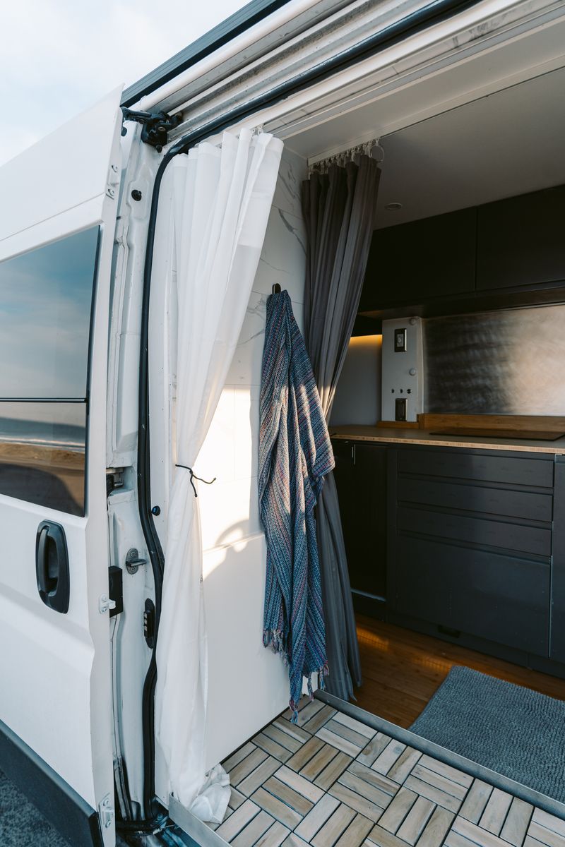 Picture 6/19 of a Luxury Promaster! With Happijack bed lift for sale in Encinitas, California