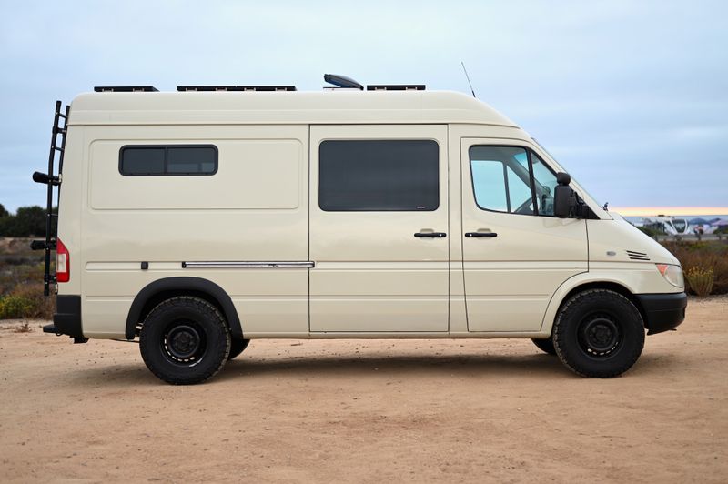 Camper Van For Sale Mercedes Sprinter 4 Seasons (Fully equipped bathr