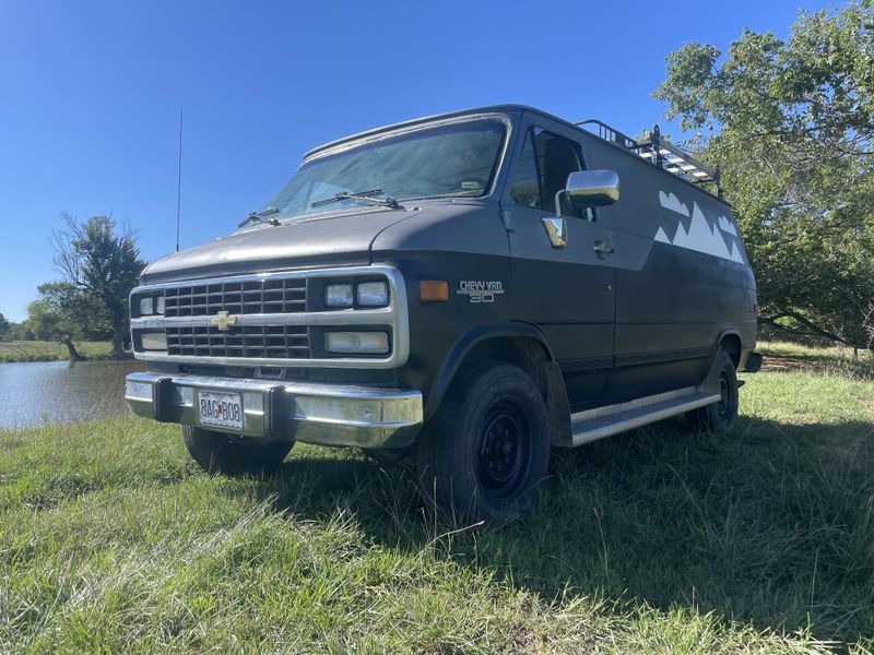 Picture 4/21 of a 1997 Chevy G30 for sale in Joplin, Missouri