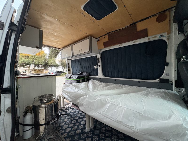 Picture 2/11 of a Sprinter 2500  High roof 2008 - Built out camper  for sale in Pasadena, California