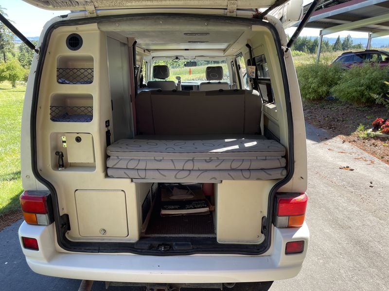 Picture 2/10 of a 1999 Eurovan Camper for sale in North Plains, Oregon