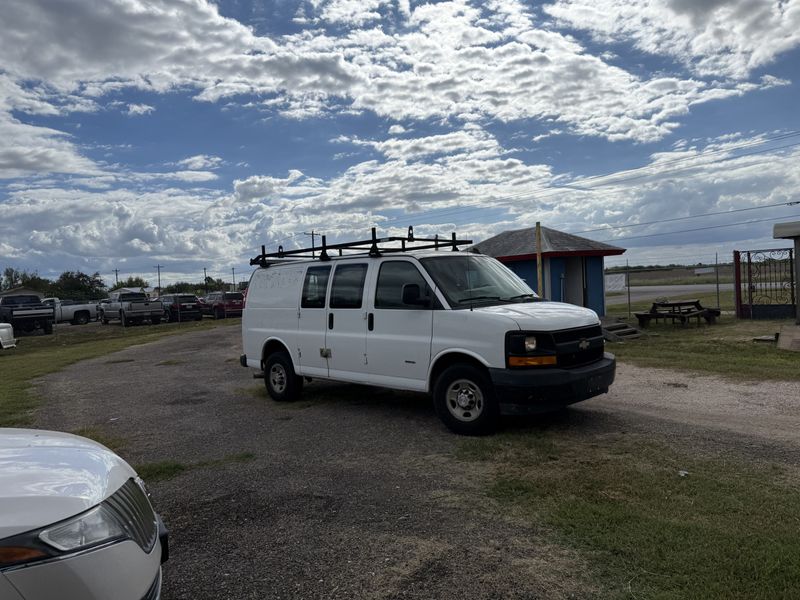 Picture 2/3 of a 2017 express diesel 2500 2.8 diesel for sale in Mcallen, Texas