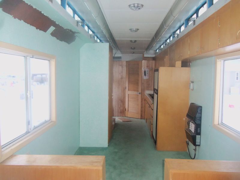 Picture 4/9 of a 1969 Bookmobile Raised Roof Skoolie -- fully converted for sale in Jackson, Montana